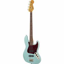 Squier Classic Vibe '60s Jazz Bass Guitar Review 2023